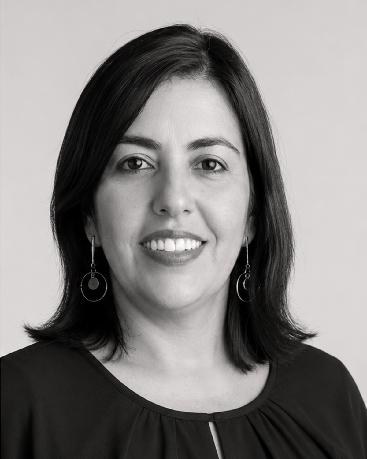 Lic. Virginia Pérez Ferulo — Licenciada en Relaciones Internacionales, socia de Consultora en Acción